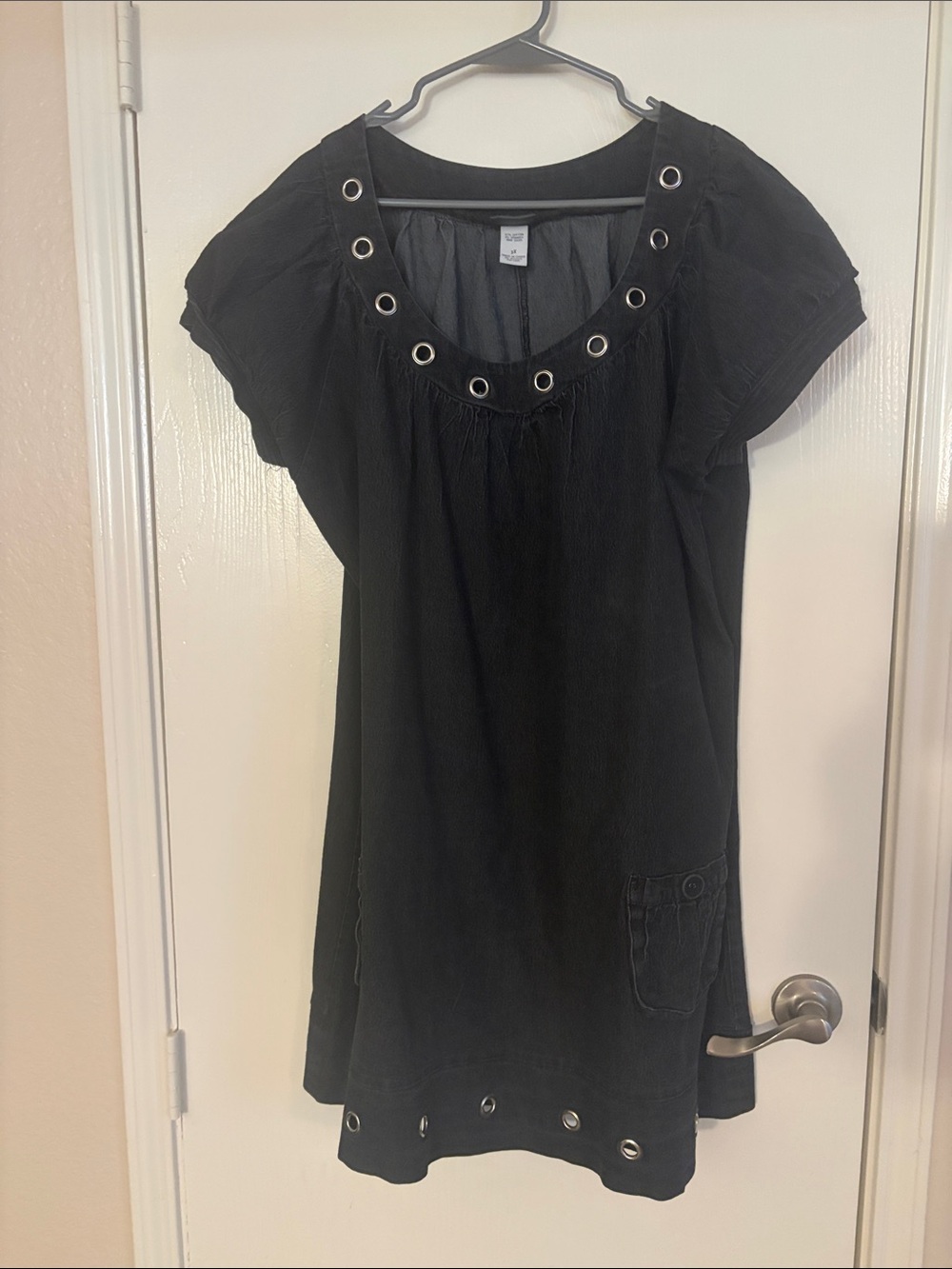 Dots - dark / black denim dress with grommet details and pockets. 3X